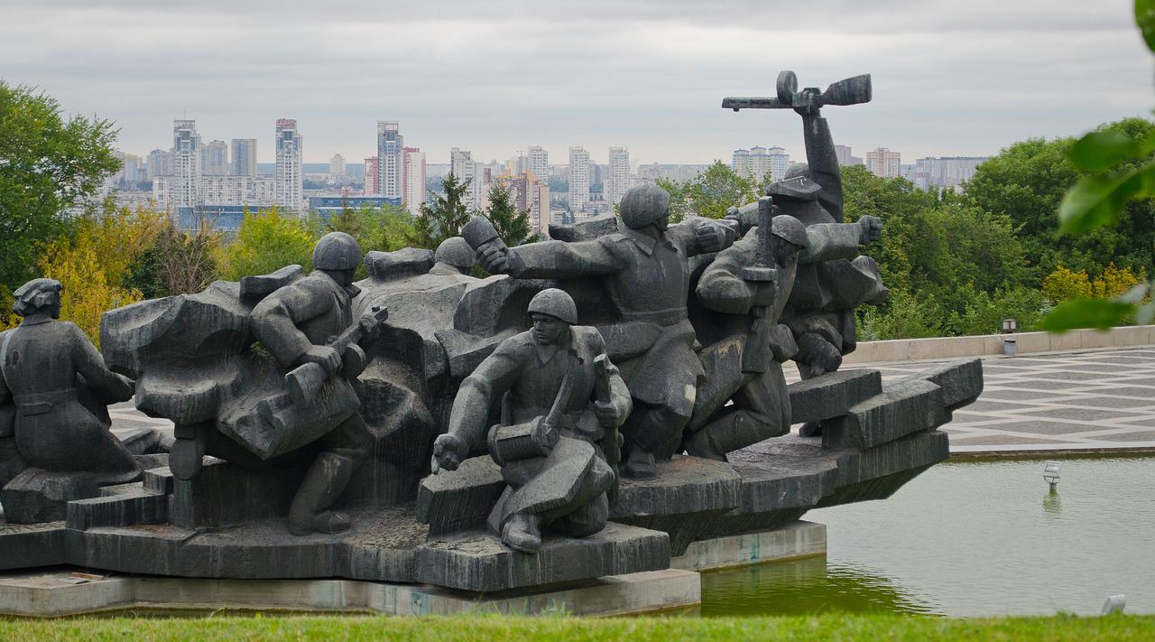 kiev, ukraine, monument-2746822.jpg